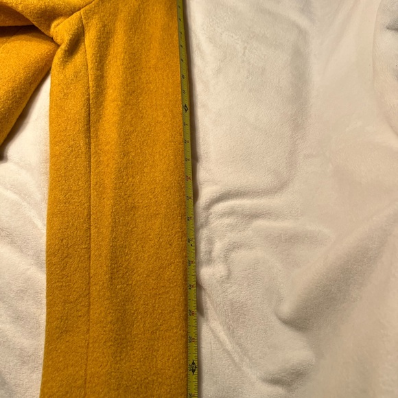 Sam Edelman “mustard yellow” lined wool blend coat. Large. Excellent condition! - Picture 6 of 10